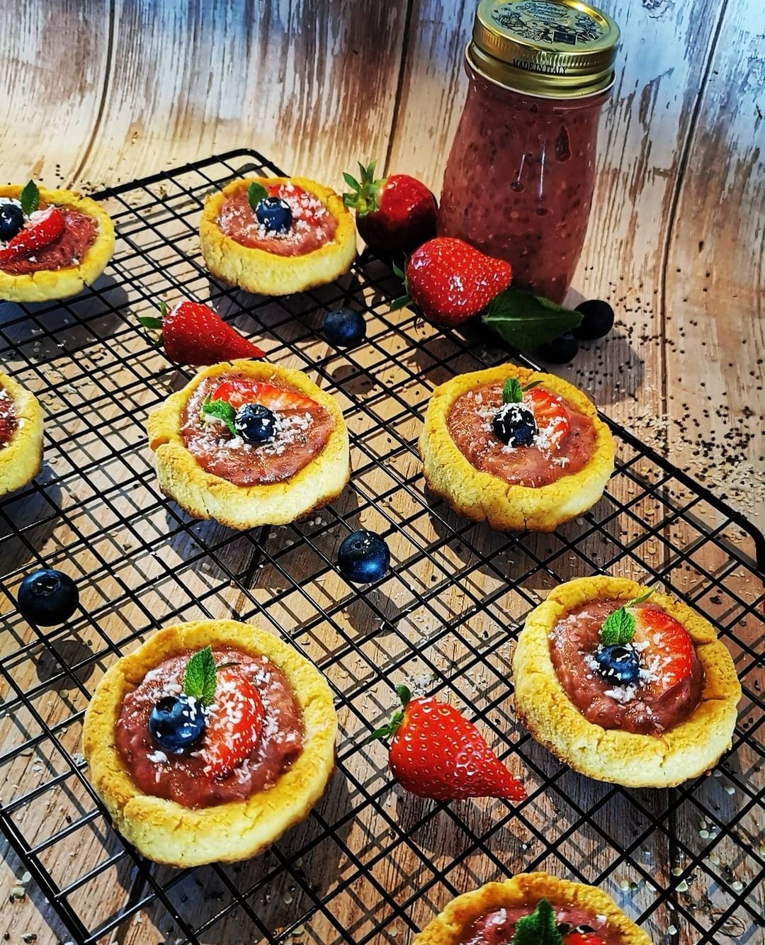 Mini taartjes met eiwitrijke confituur